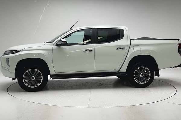 2023 Mitsubishi Triton GLS MR 4X4 thumb-6