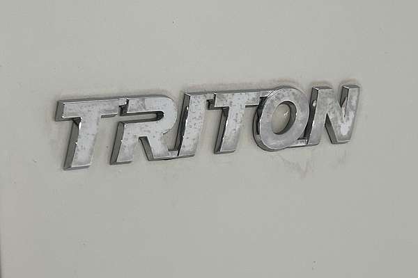 2023 Mitsubishi Triton GLS MR 4X4 thumb-21
