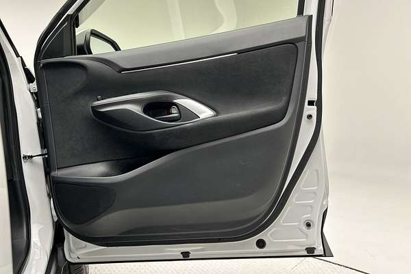 2022 Toyota Yaris Cross Urban MXPB10R thumb-18