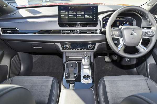 2026 Mitsubishi Outlander LS ZM thumb-16