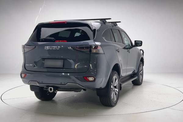 2023 Isuzu MU-X LS-T thumb-1