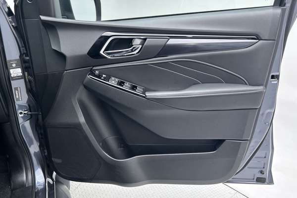 2023 Isuzu MU-X LS-T thumb-18