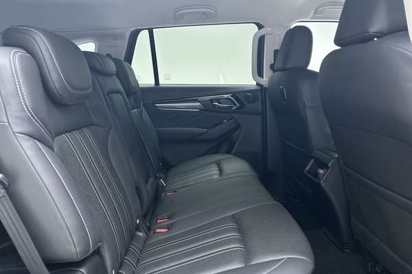 2023 Isuzu MU-X LS-T thumb-11