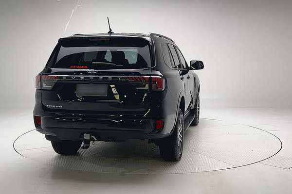 2026 Ford Everest Trend 2.0L thumb-1