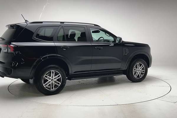 2026 Ford Everest Trend 2.0L thumb-2