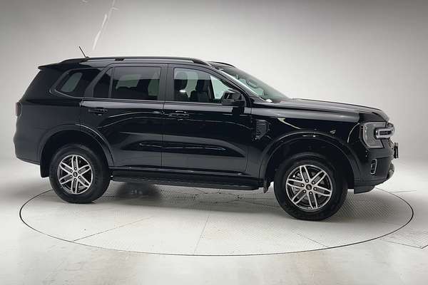 2026 Ford Everest Trend 2.0L thumb-3