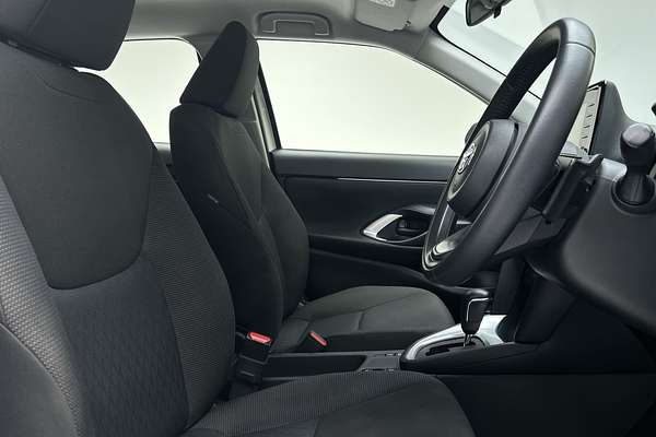 2020 Toyota Yaris Cross GX MXPB10R thumb-12