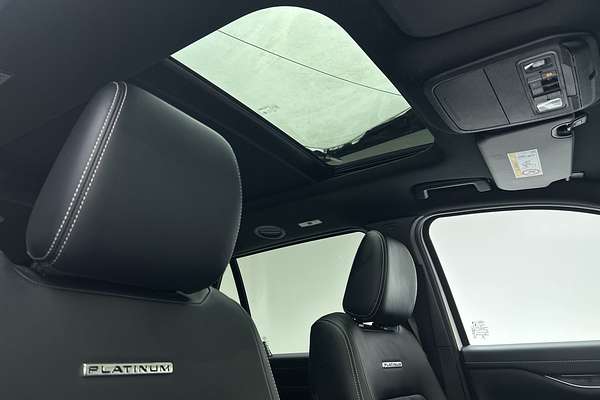 2025 Ford Everest Platinum 3.0L thumb-14
