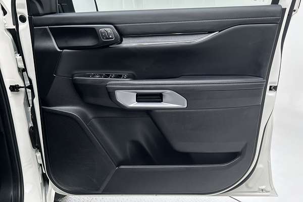 2025 Ford Everest Platinum 3.0L thumb-18