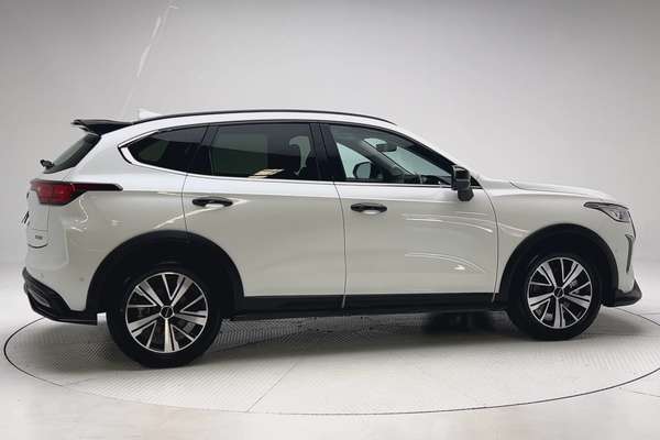 2024 GWM Haval Jolion Ultra Hybrid A02 thumb-2