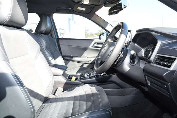 2023 Mitsubishi Outlander LS ZM thumb-9