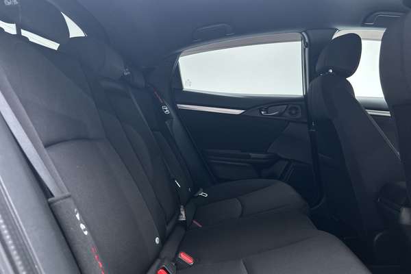 2020 Honda Civic VTi-L 10th Gen thumb-11