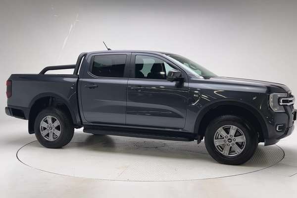 2023 Ford Ranger XLT 4X4 2.0L thumb-3