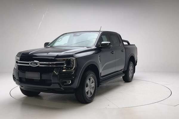 2023 Ford Ranger XLT 4X4 2.0L thumb-5