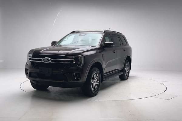 2025 Ford Everest Trend 2.0L thumb-5