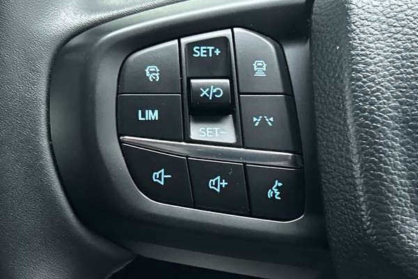 2025 Ford Everest Trend 2.0L thumb-15