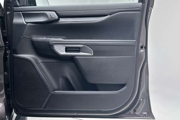2025 Ford Everest Trend 2.0L thumb-18