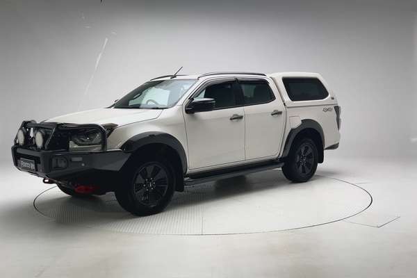 2021 Isuzu D-MAX X-TERRAIN 4X4 thumb-3