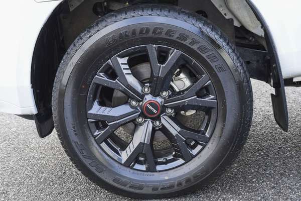 2024 Isuzu D-MAX SX High Ride Rear Wheel Drive thumb-3