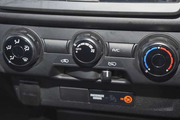 2024 Isuzu D-MAX SX High Ride Rear Wheel Drive thumb-13
