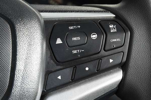 2024 Isuzu D-MAX SX High Ride Rear Wheel Drive thumb-12