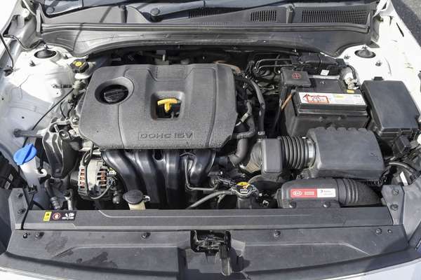 2018 Kia Cerato S BD thumb-7