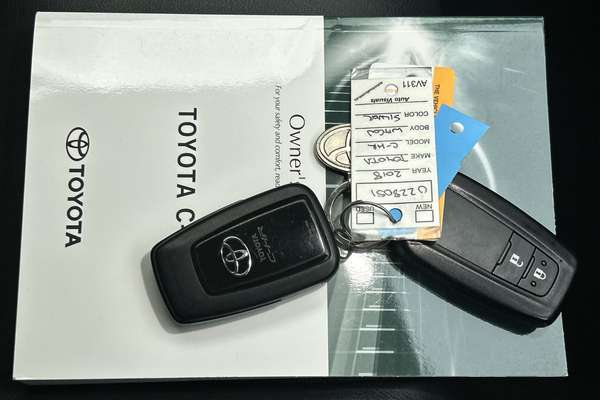 2018 Toyota C-HR Koba NGX50R thumb-22