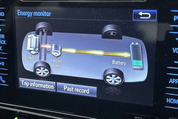 2017 Toyota Corolla Hybrid ZWE186R thumb-16