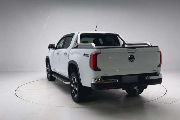 2024 Volkswagen Amarok TDI600 Style NF 4X4 thumb-6