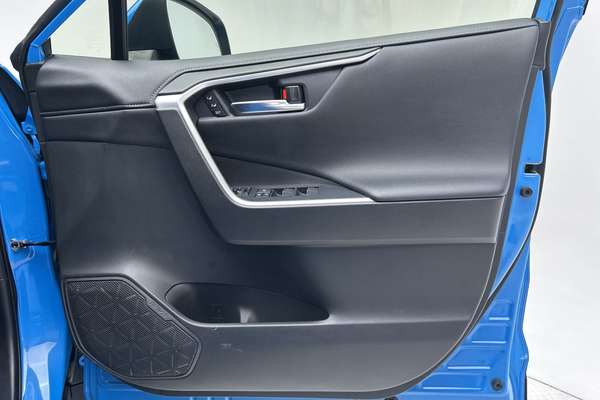 2020 Toyota RAV4 Cruiser MXAA52R thumb-18