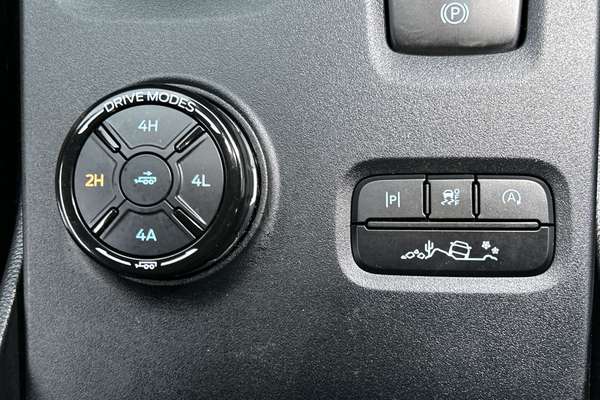 2025 Ford Ranger Platinum 4X4 3.0L thumb-14
