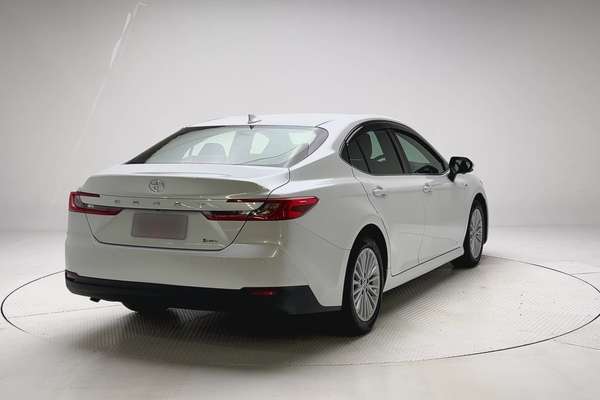 2025 Toyota Camry Ascent AXVH80R thumb-1