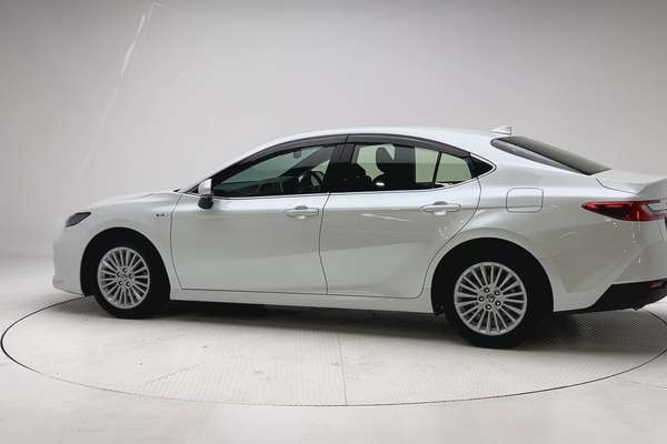 2025 Toyota Camry Ascent AXVH80R thumb-7