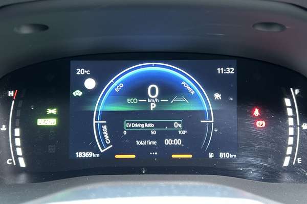 2025 Toyota Camry Ascent AXVH80R thumb-13