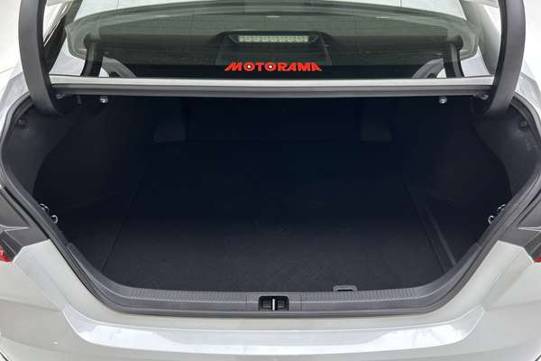2025 Toyota Camry Ascent AXVH80R thumb-20