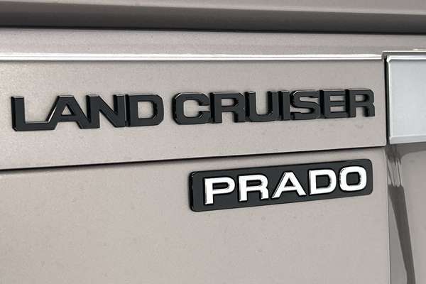 2025 Toyota Landcruiser Prado GXL GDJ251R thumb-21