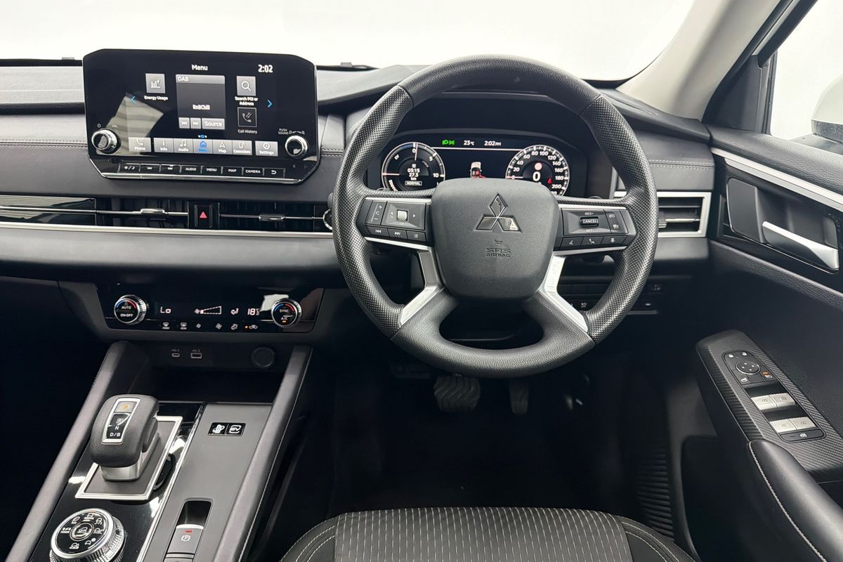 2024 Mitsubishi Outlander PHEV ES ZM