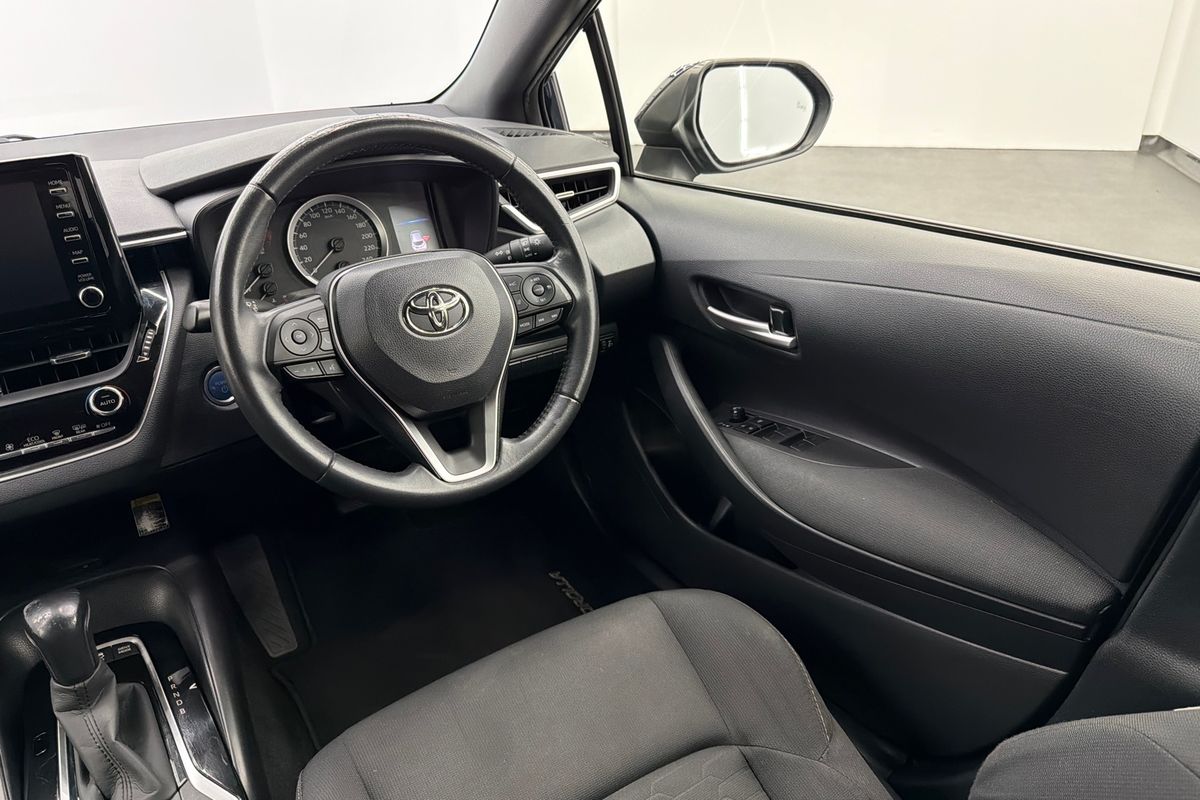 2022 Toyota Corolla SX Hybrid ZWE211R