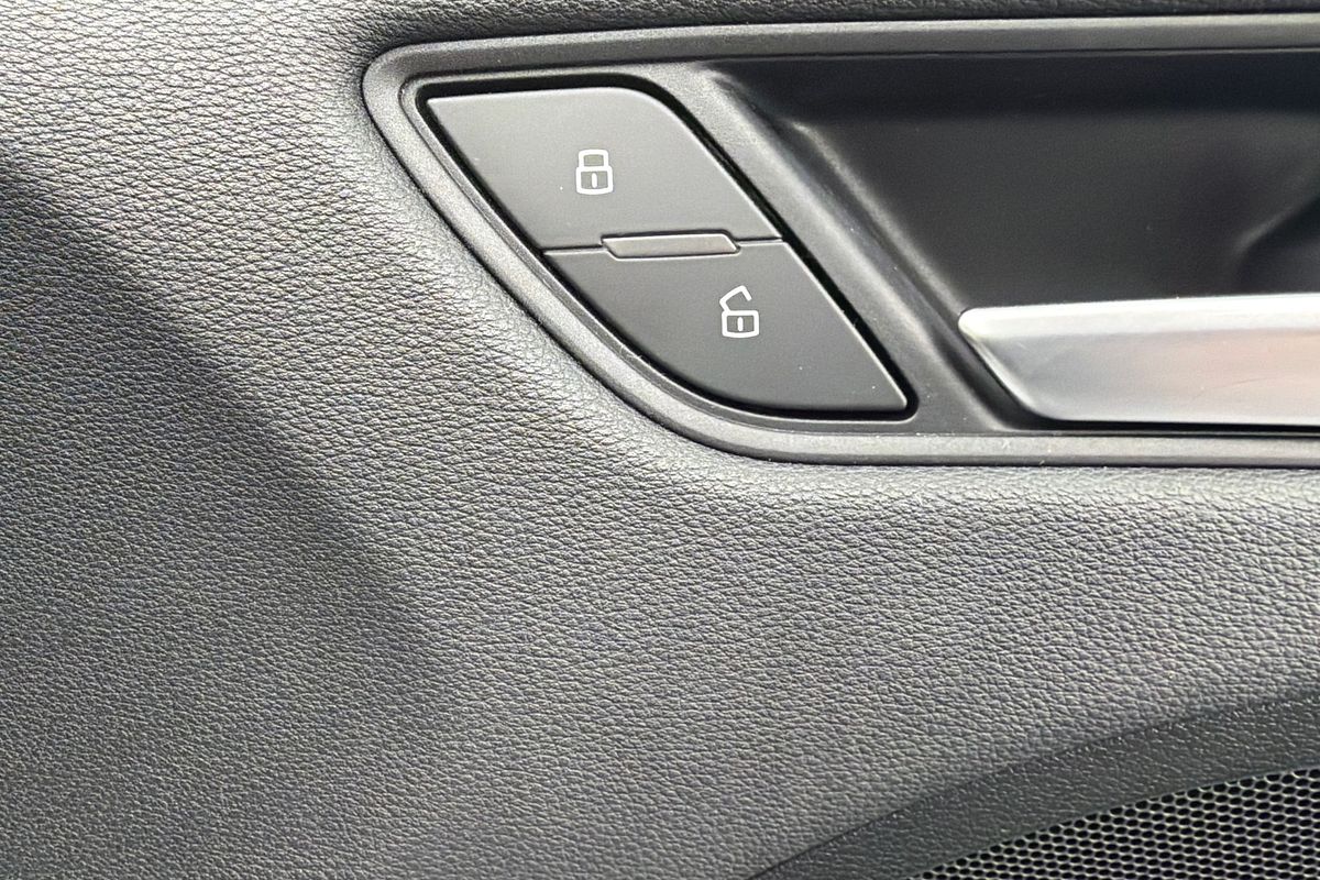 2014 Audi A3 Attraction 8V