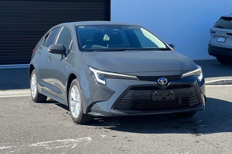 2025 Toyota Corolla SX Hybrid ZWE219R