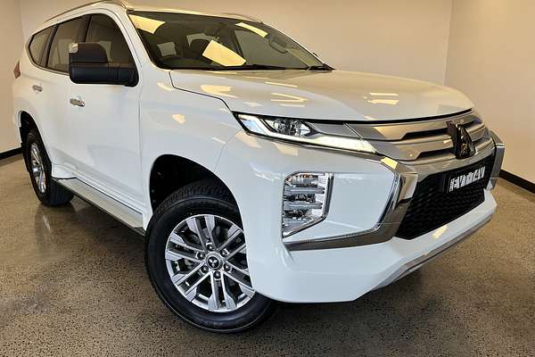 2022 Mitsubishi Pajero Sport GLX QF