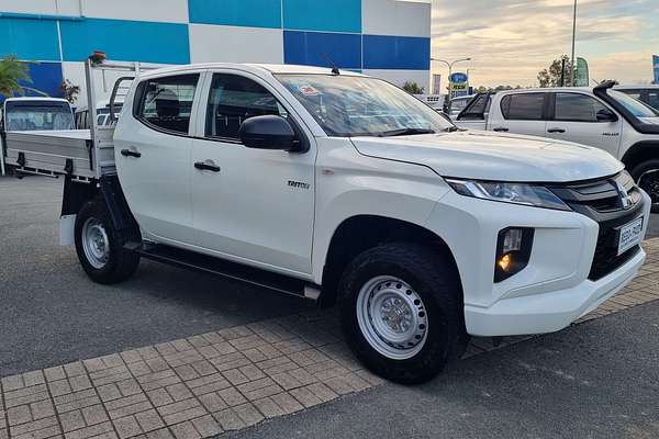 2022 Mitsubishi Triton GLX MR 4X4