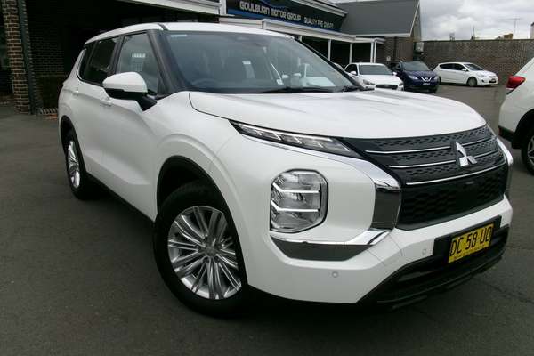 2021 Mitsubishi Outlander ES ZM