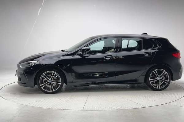 2023 BMW 1 Series 118i M Sport F40 thumb-6