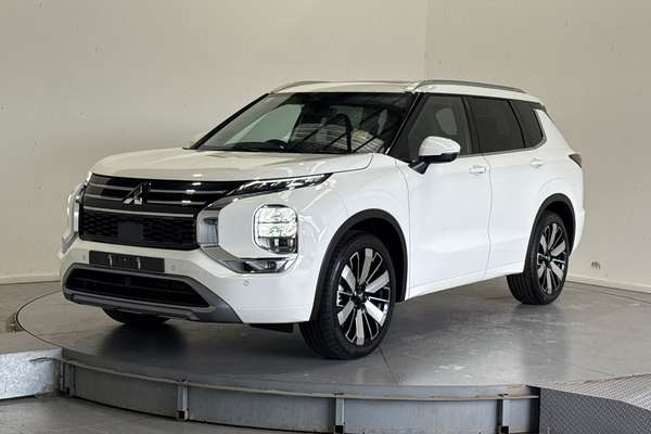 2026 Mitsubishi Outlander Exceed ZM - Image 1