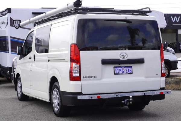 2025 Toyota Hiace GDH300R LWB image 3