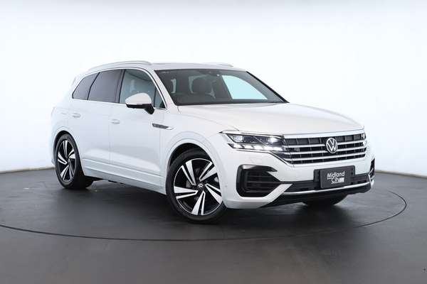2023 Volkswagen Touareg 210TDI R-Line CR - Image 1