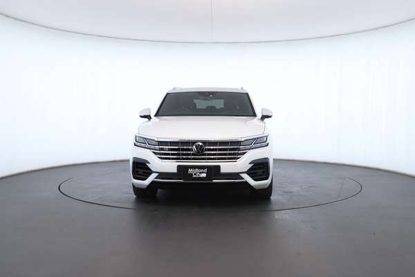 2023 Volkswagen Touareg 210TDI R-Line CR - Image 6