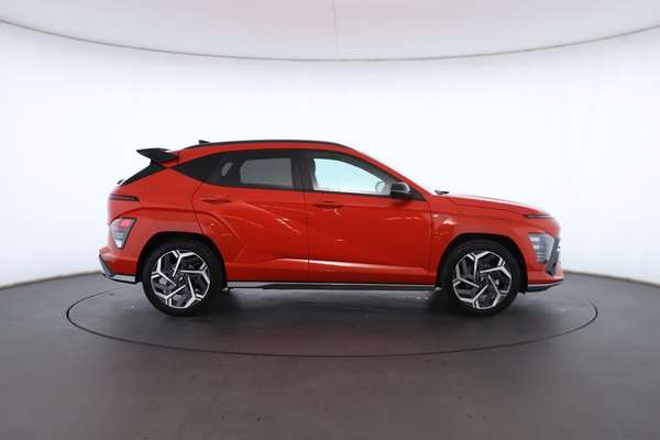 2025 Hyundai Kona Premium N Line SX2.V2 - Image 3