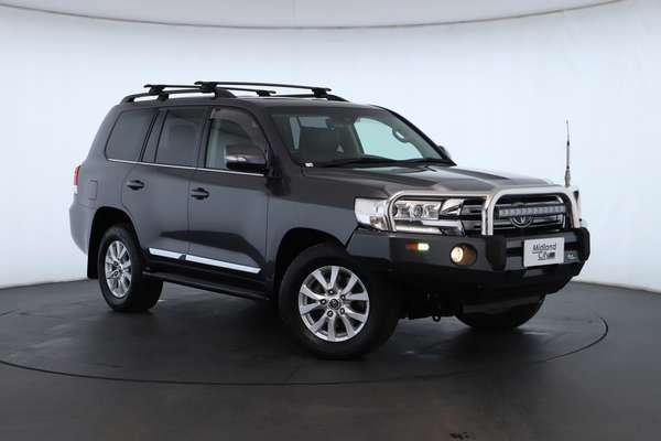 2016 Toyota Landcruiser Sahara VDJ200R - Image 1